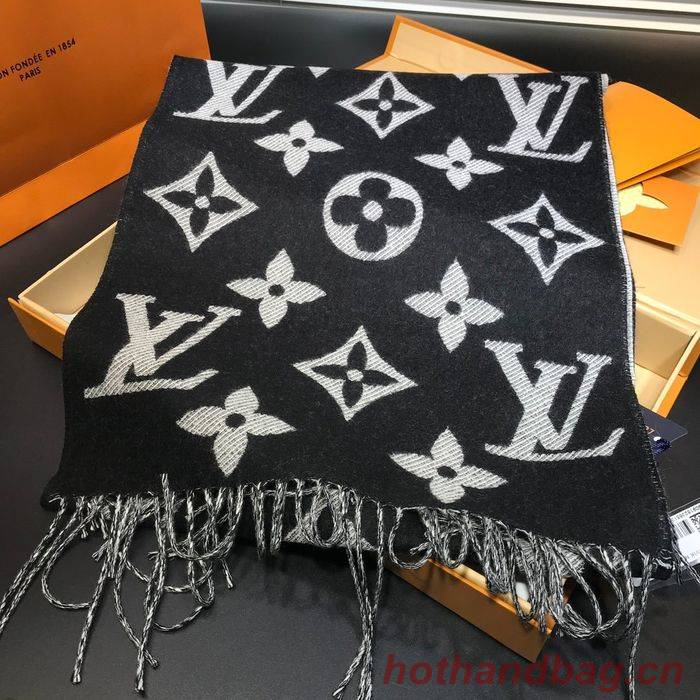 Louis Vuitton Scarf LV00027